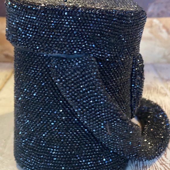 1940’s Black Carnival Beaded Purse With Beaded Rose Design On Front - Picture 5 of 13